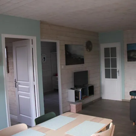 Gite De La Tuillere, Maison Contemporaine En Bois Avec Vue Et Piscine Saint-Aulaire Exterior photo